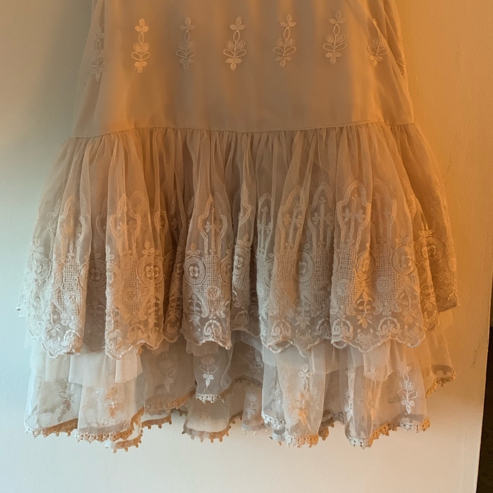 Gorgeous Miguelina "Emy" Tiered Skirt one of the kind very hard to find it.